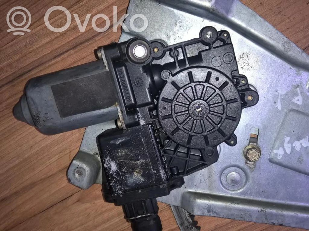 Opel Omega B1 Silnik regulatora szyby drzwi przednich 