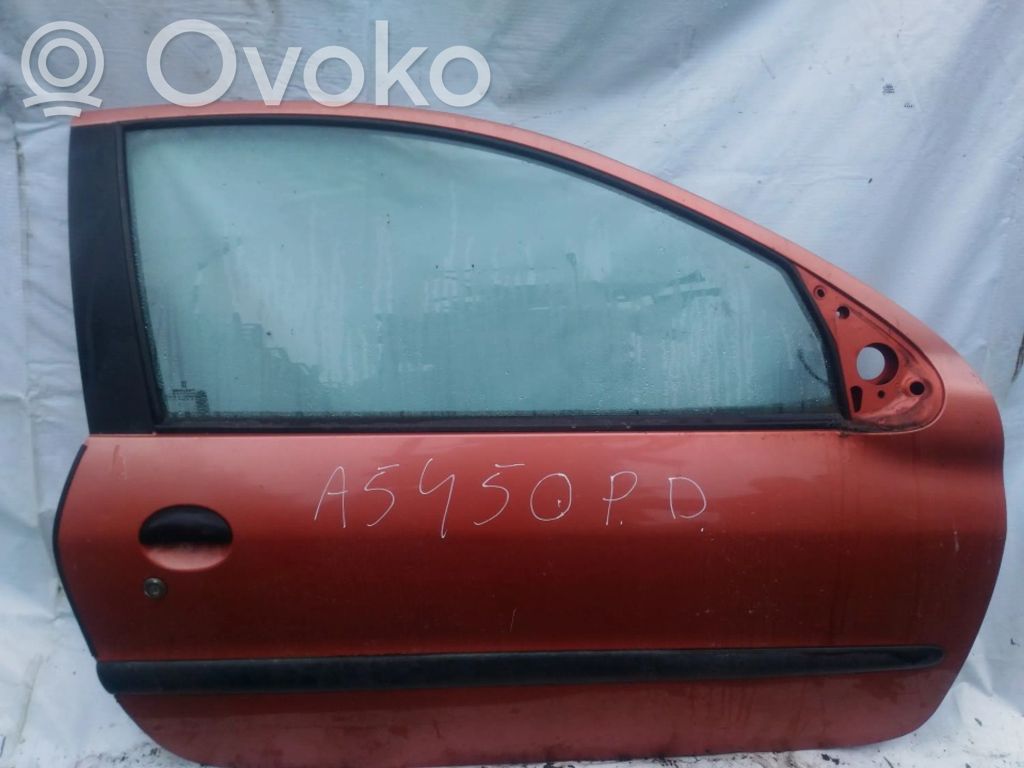 Peugeot 206 Дверь 