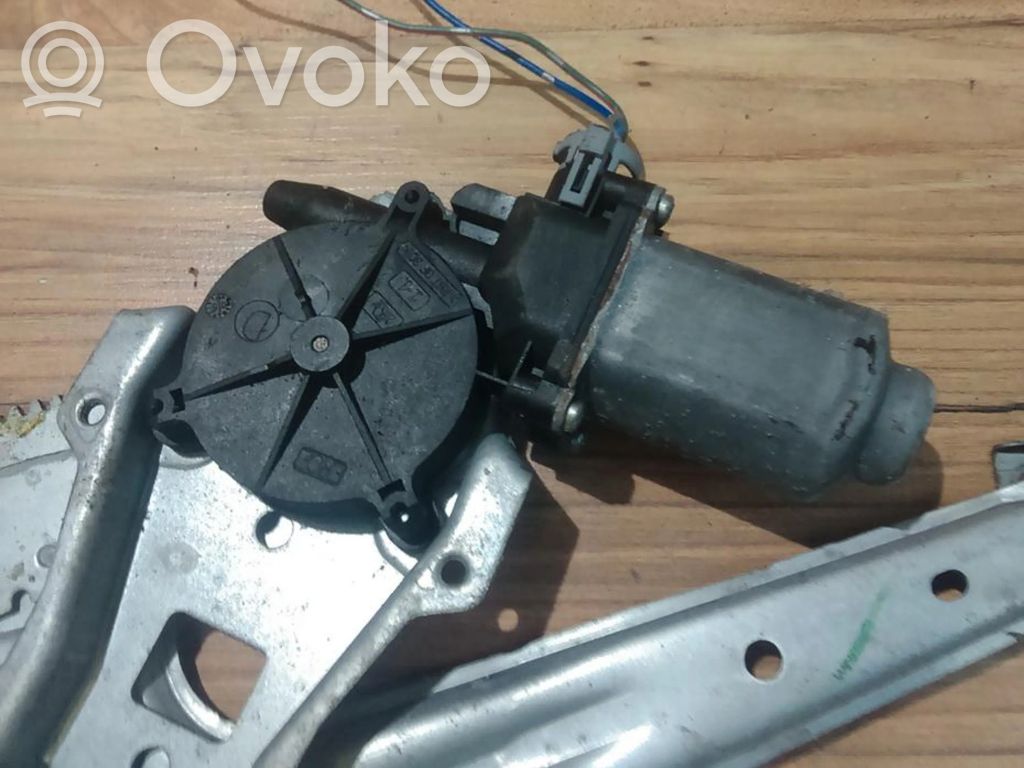 Nissan Almera N16 Motorino alzacristalli della portiera posteriore 