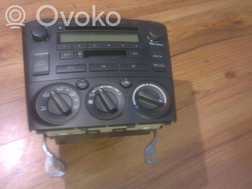 Toyota Avensis T250 Bildschirm / Display / Anzeige 