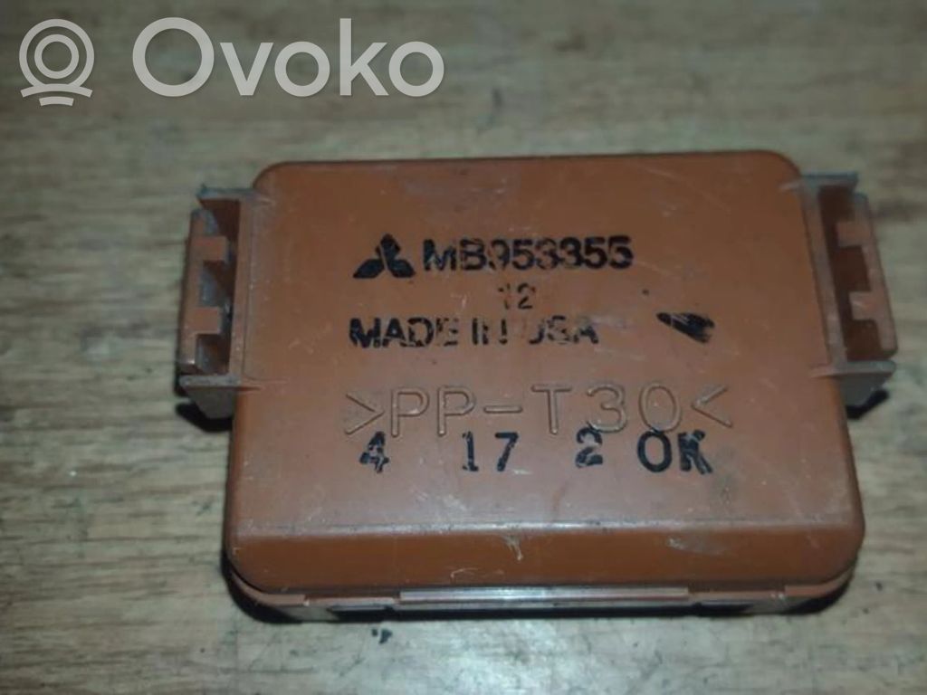 Autres unités de commande / modules   MB953355,MB953355
