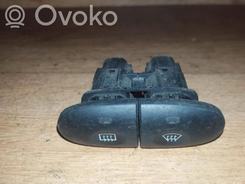 Ford Mondeo MK II Comutator încălzire parbriz/lunetă 