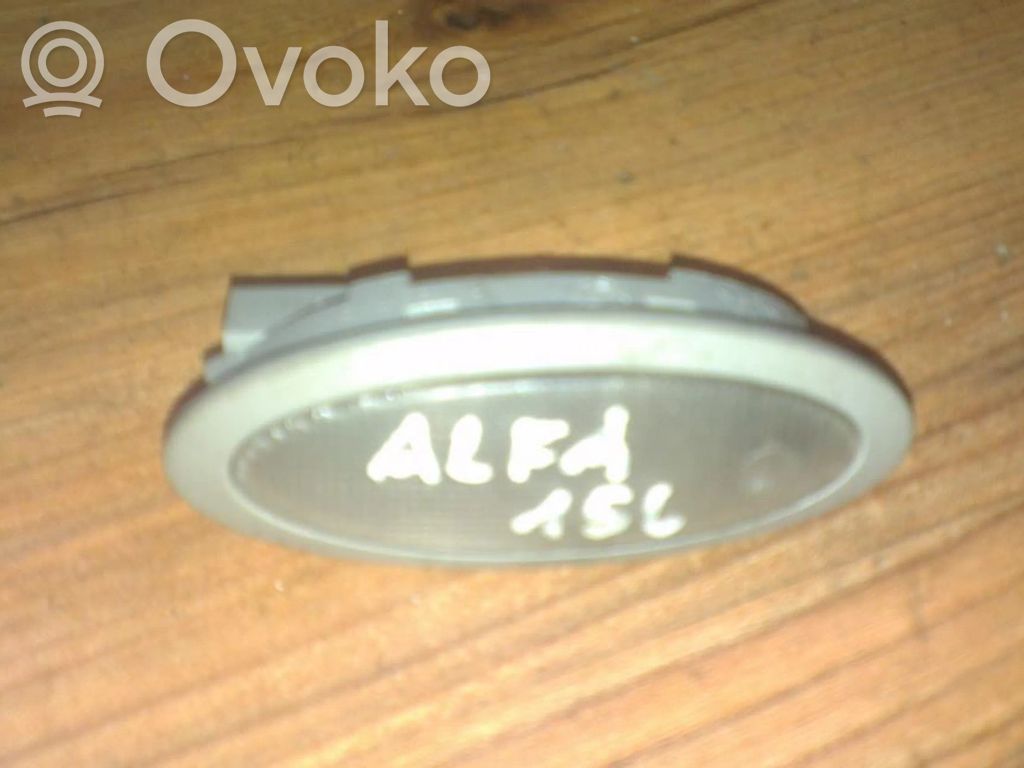 Alfa Romeo 156 Lampă scaun spate 