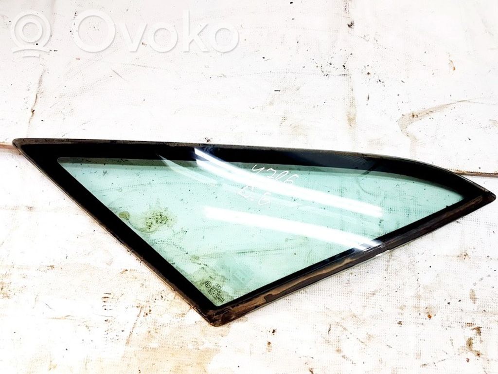 Rear side window