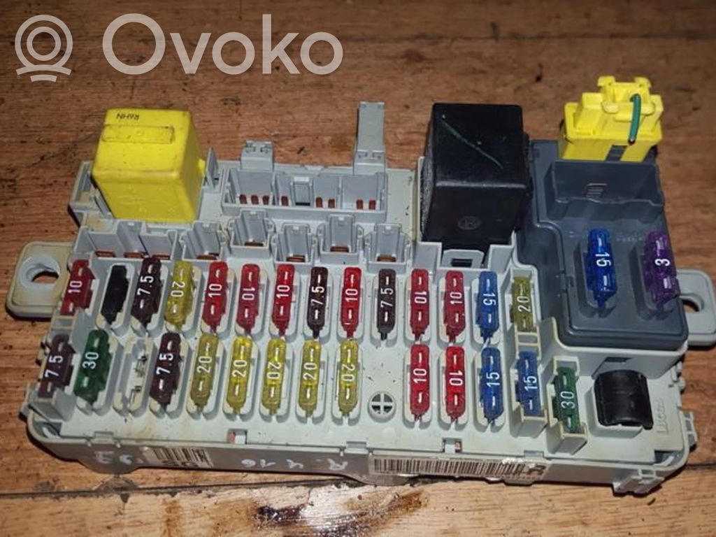 Rover 414 - 416 - 420 Skrzynka bezpieczników / Komplet 