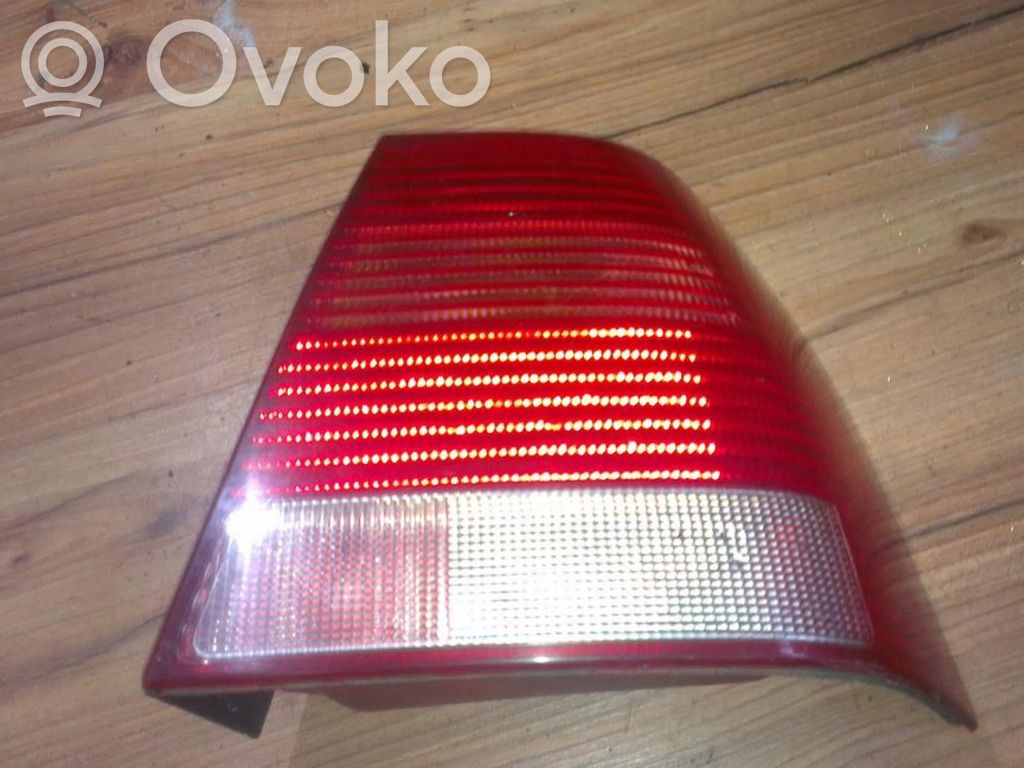Volkswagen Bora Luz trasera/de freno 