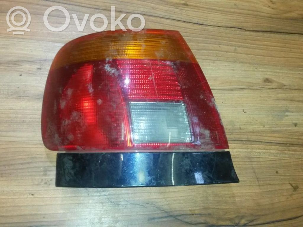 Audi A4 S4 B5 8D Luci posteriori