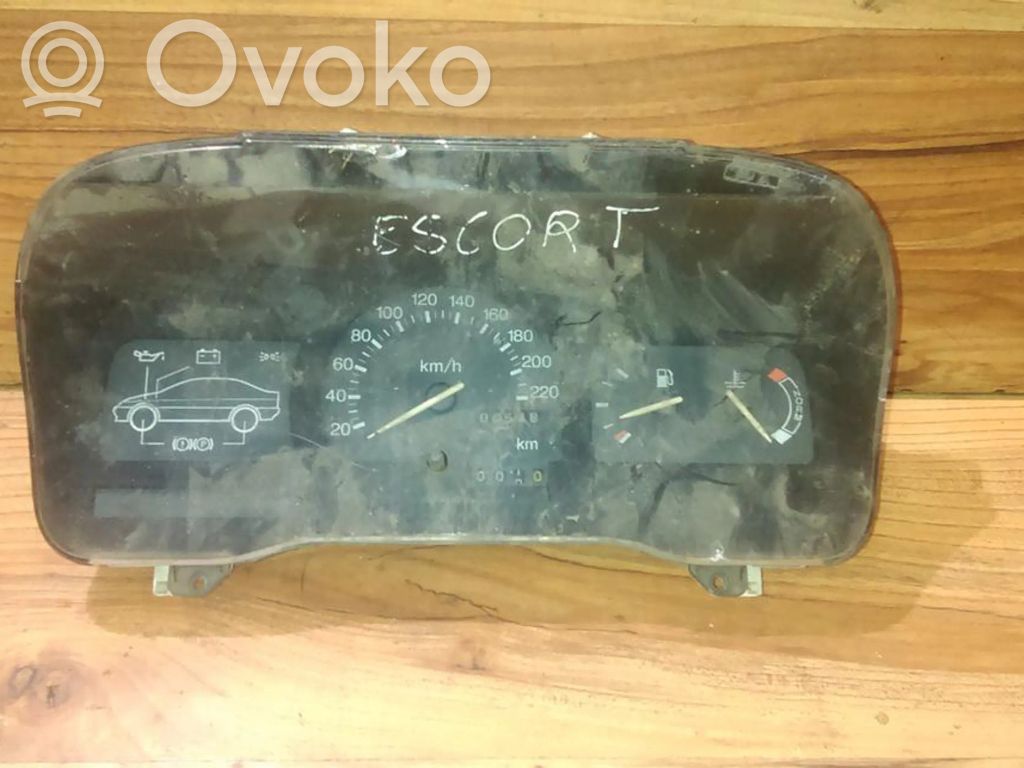 Ford Escort Licznik / Prędkościomierz 