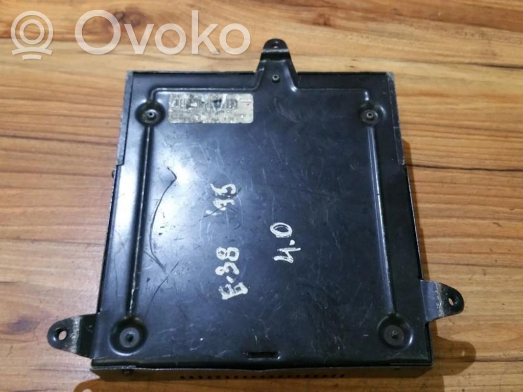 BMW 7 E38 Sound amplifier 
