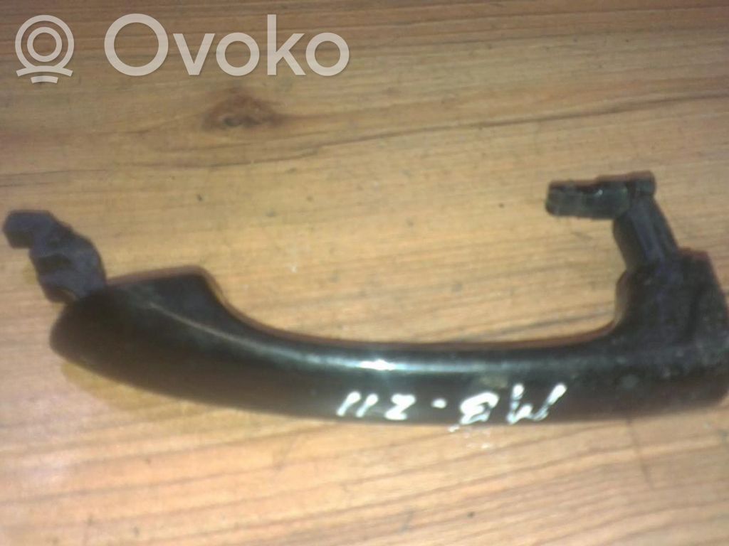 Etuoven ulkokahva   NENUSTATYYTA,NENUSTATYYTA