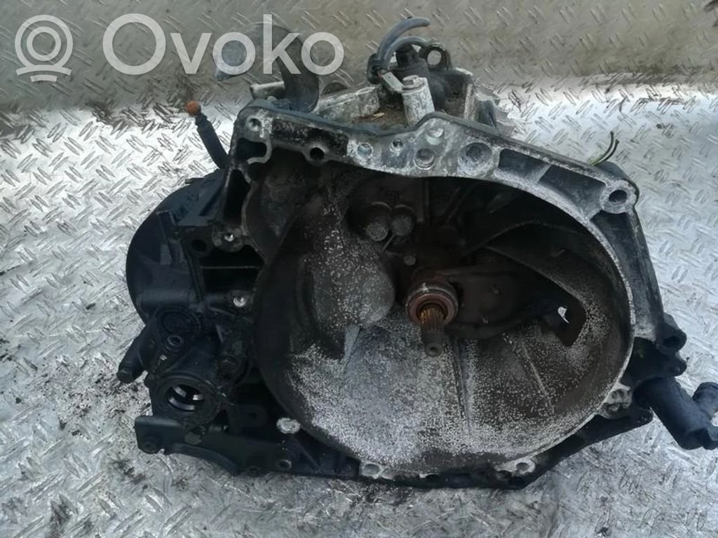 Peugeot 207 Scatola del cambio manuale a 5 velocità 