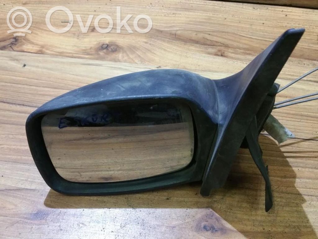 Etuoven sähköinen sivupeili