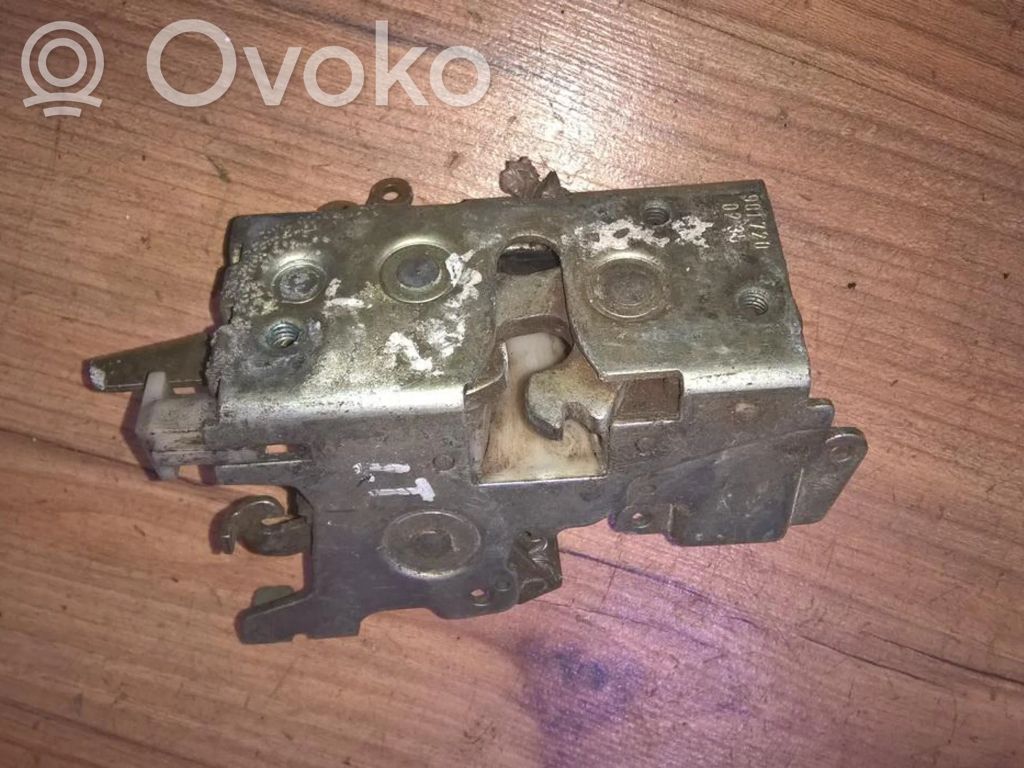 Volkswagen I LT Zamek drzwi przednich 