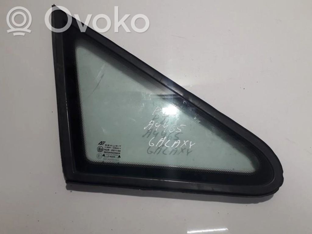 Front triangle window/glass