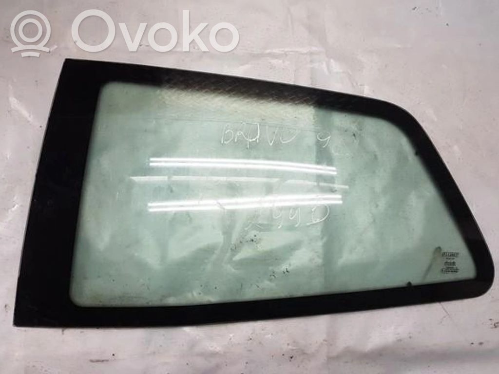 Rear side window