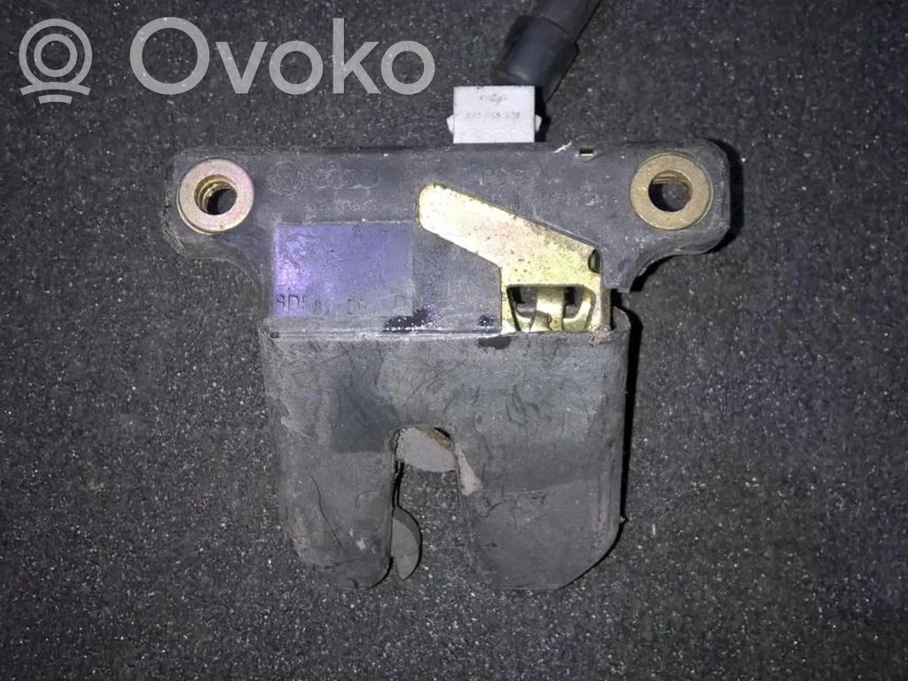Audi A4 S4 B5 8D Încuietoare portbagaj 