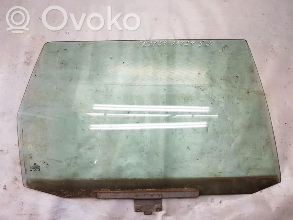 Takaoven ikkunalasi