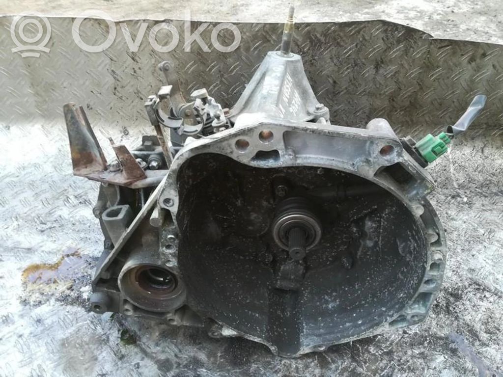 Nissan Note (E11) Scatola del cambio manuale a 5 velocità 