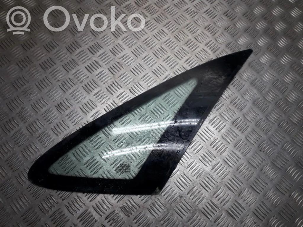 Rear side window