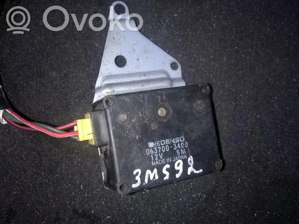 Mitsubishi Sigma Silniczek nagrzewnicy 
