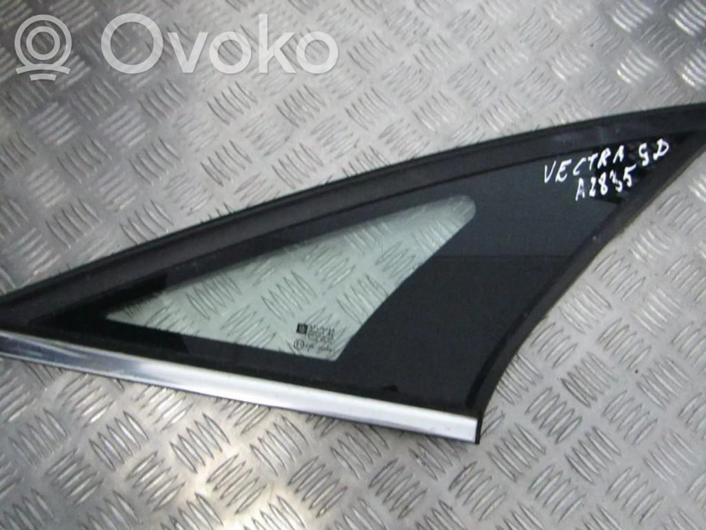 Rear side window