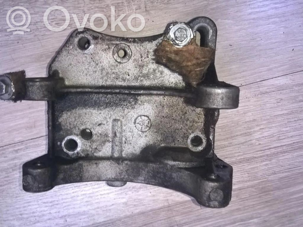 Peugeot 307 Suport motor 