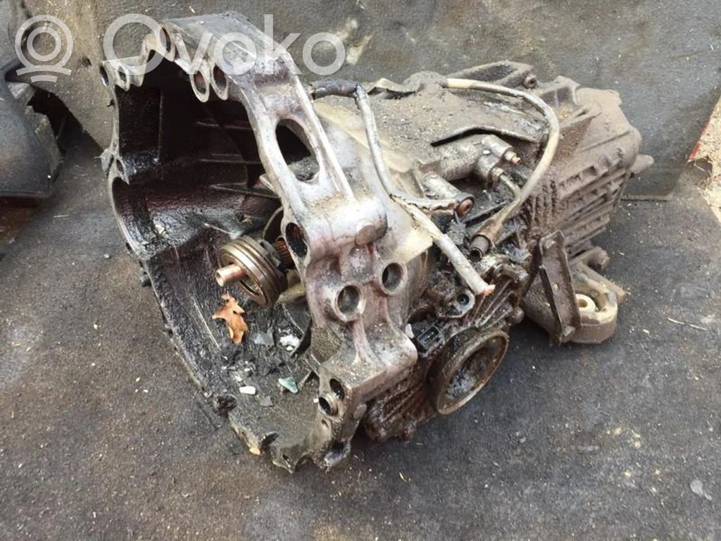 Audi 80 90 B3 Caja de cambios manual de 5 velocidades 