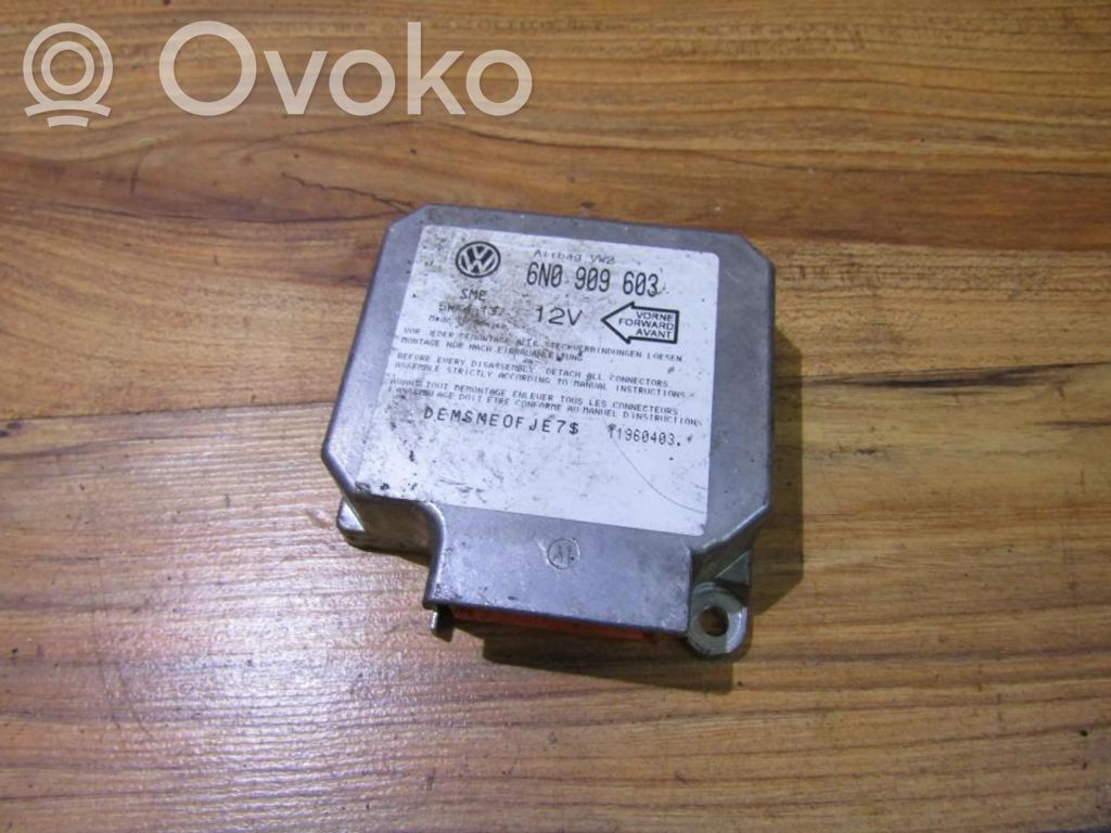 Volkswagen Caddy Unitate/modul de comandă airbaguri 