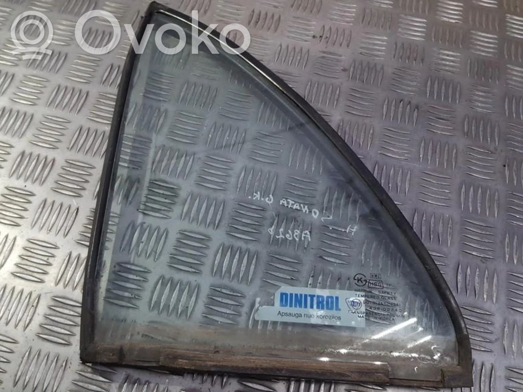 Ventanilla de ventilación de la puerta trasera