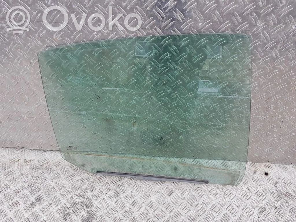 Takaoven ikkunalasi
