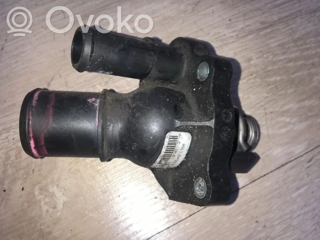 Ford Mondeo Mk III Carcasa del termostato (Usadas) 