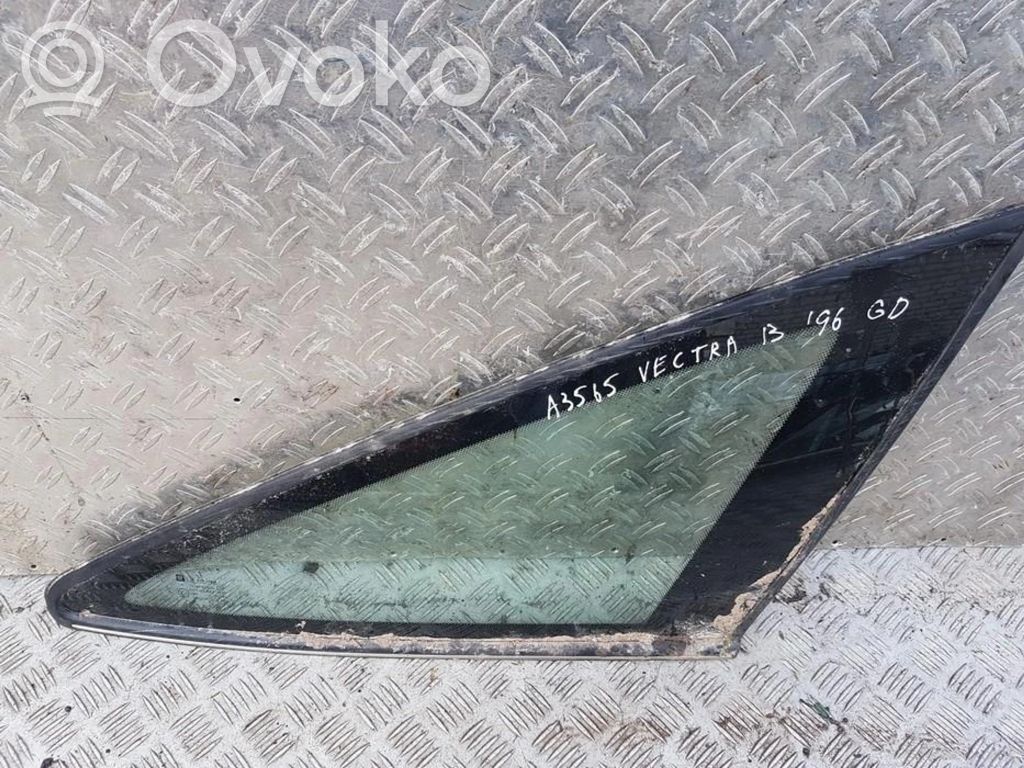 Rear side window