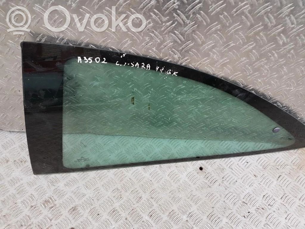 Vidrio lateral trasero