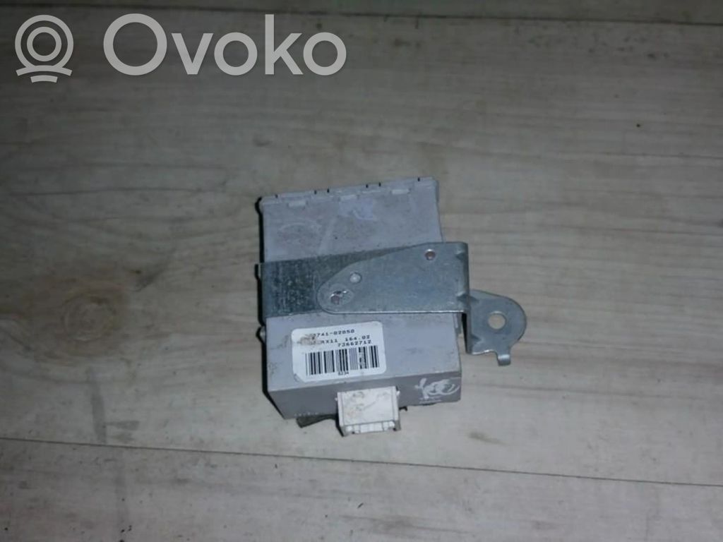 Toyota Corolla E120 E130 Centralina/modulo portiere 