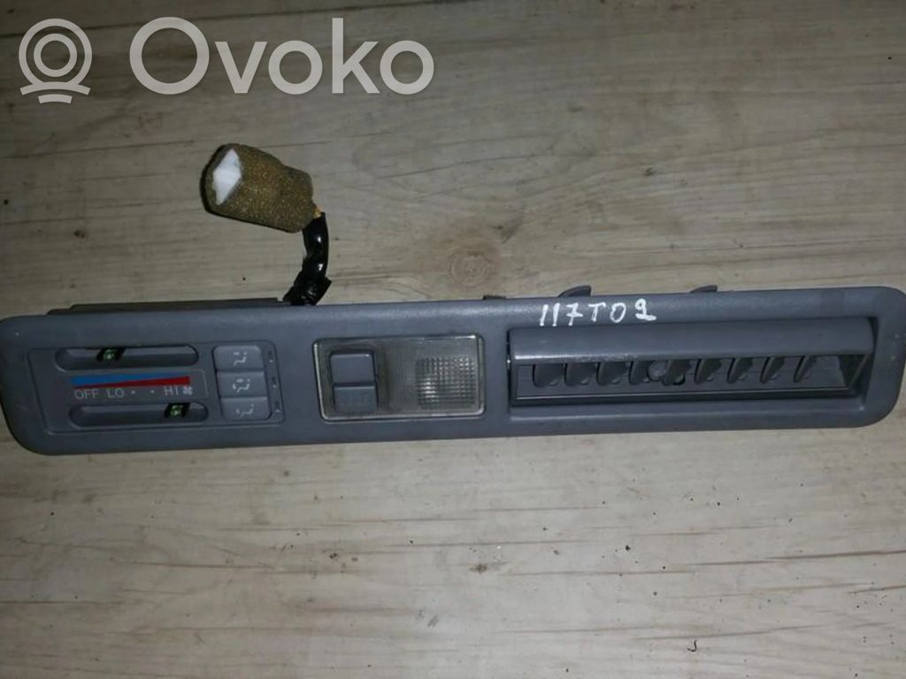 Toyota Previa (XR30, XR40) II Panel klimatyzacji