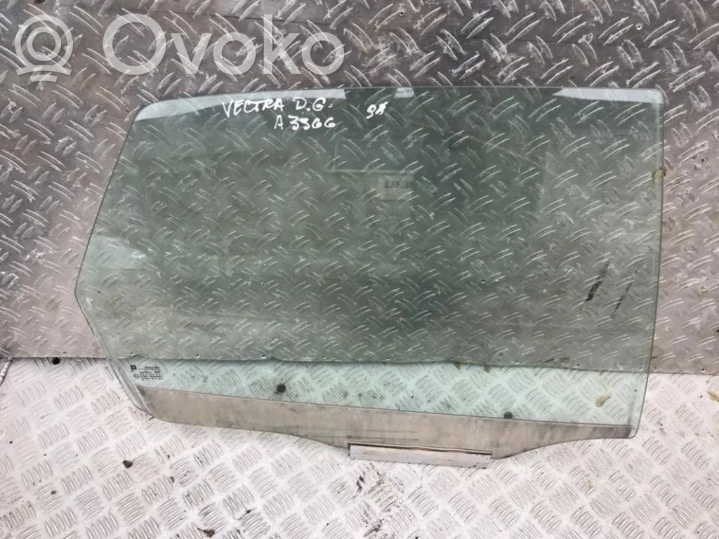 Takaoven ikkunalasi