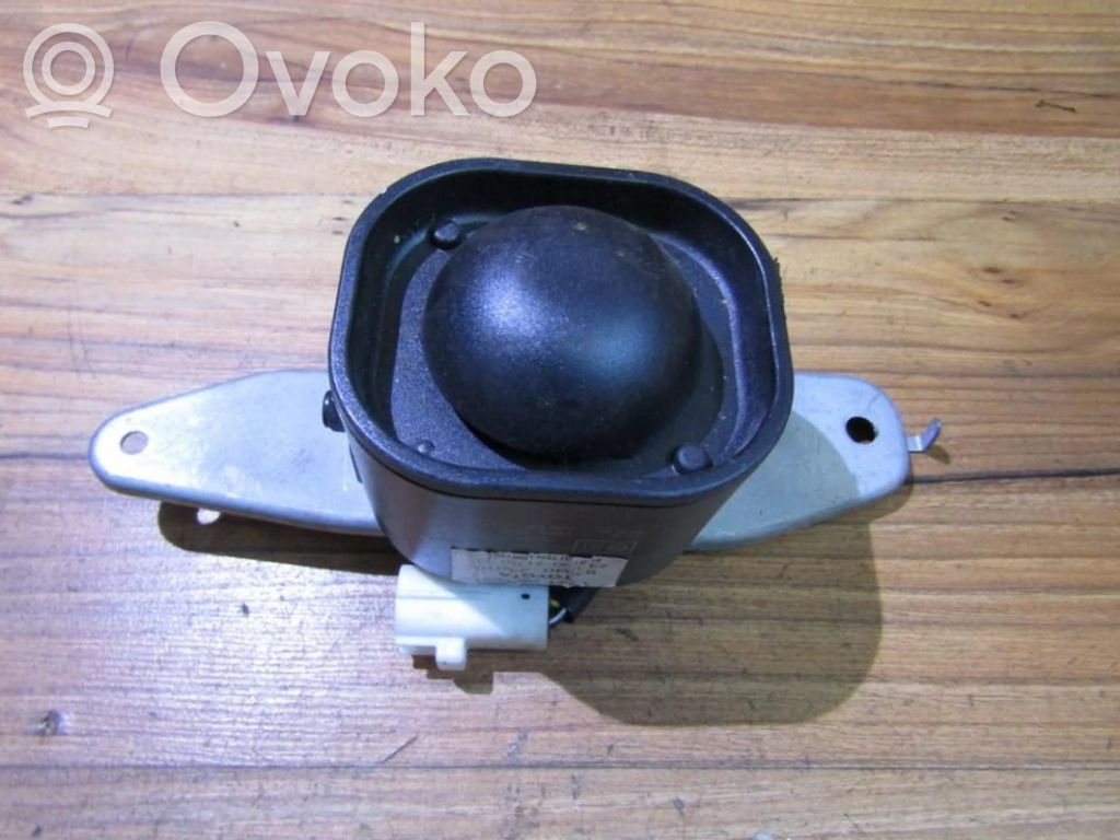Toyota Avensis Verso Clacson