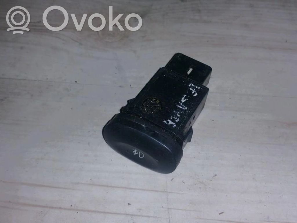 Fog light switch