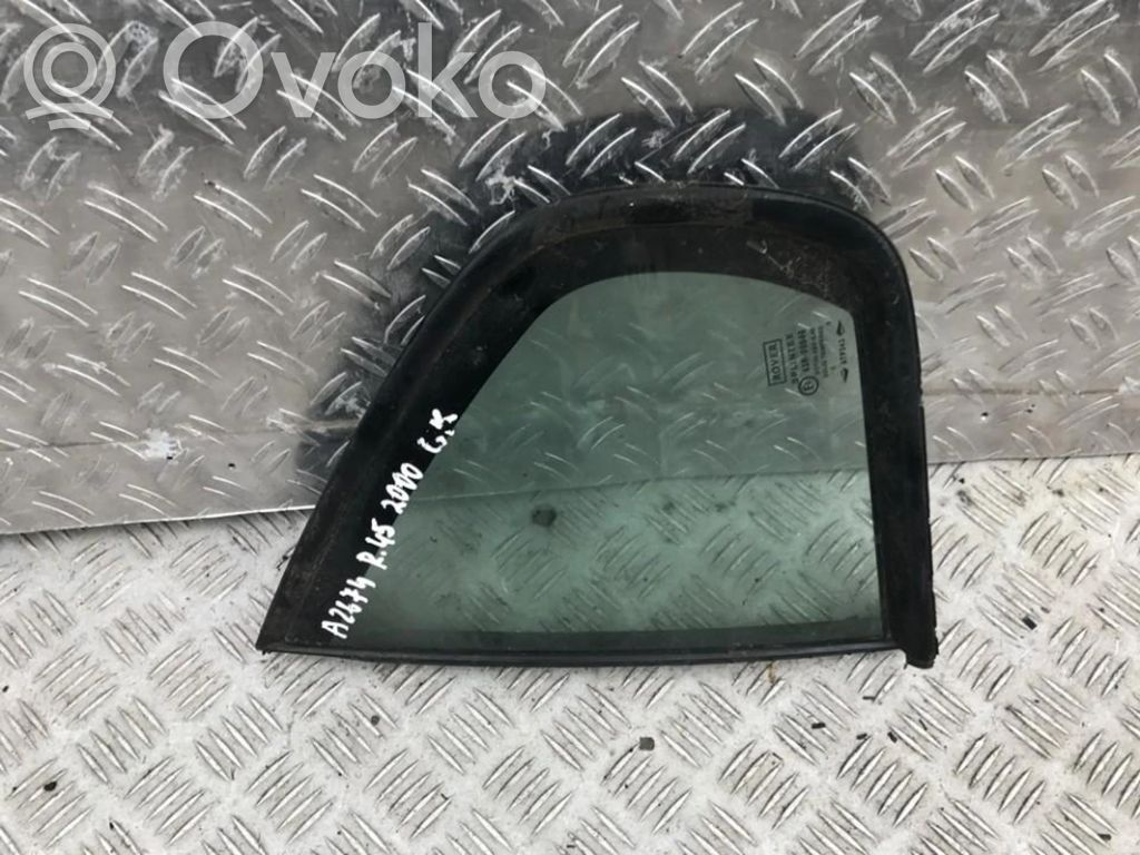 Ventanilla de ventilación de la puerta trasera