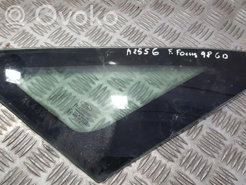 Rear side window