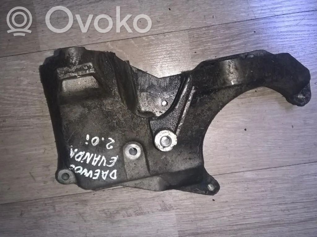 Daewoo Evanda Engine mounting bracket 