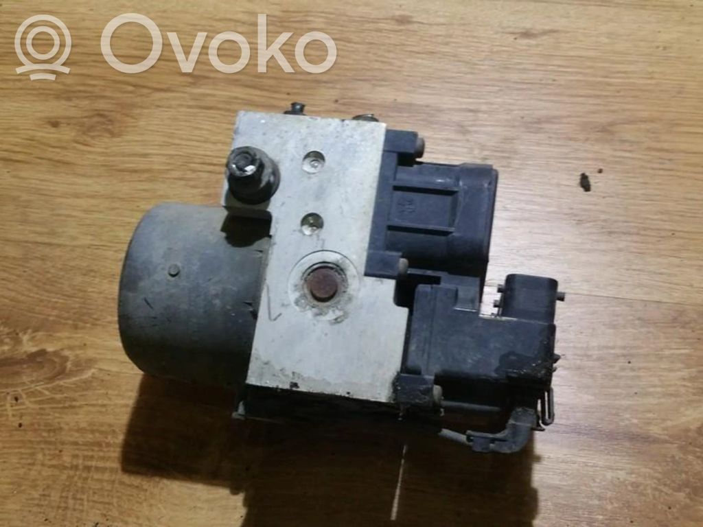 Nissan Primera Bomba de ABS 