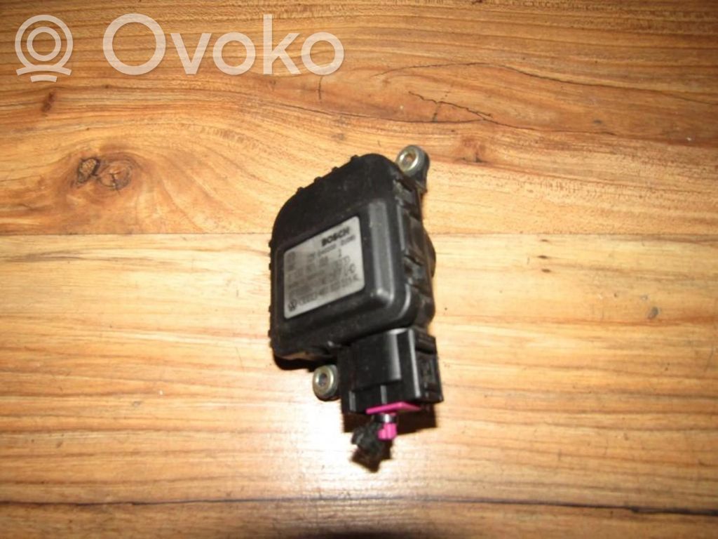 Audi A6 S6 C5 4B Silniczek nagrzewnicy 