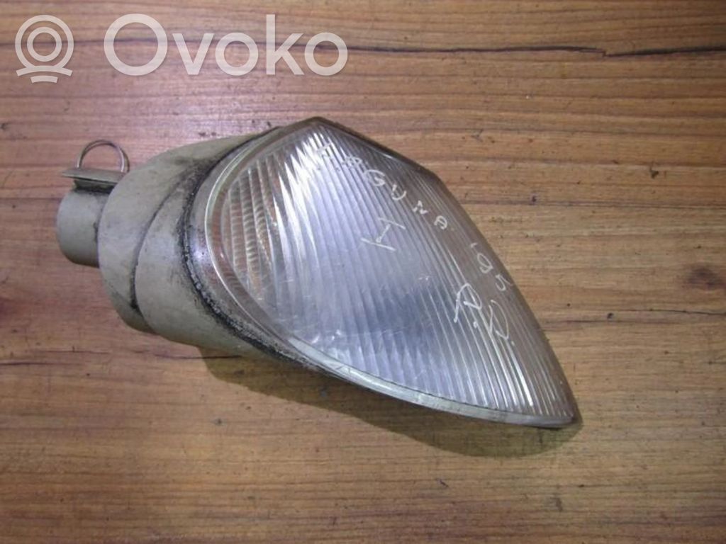 Renault Laguna I Front indicator light 