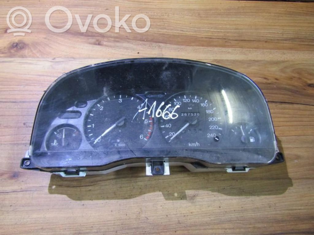Ford Mondeo MK II Nopeusmittari (mittaristo)
