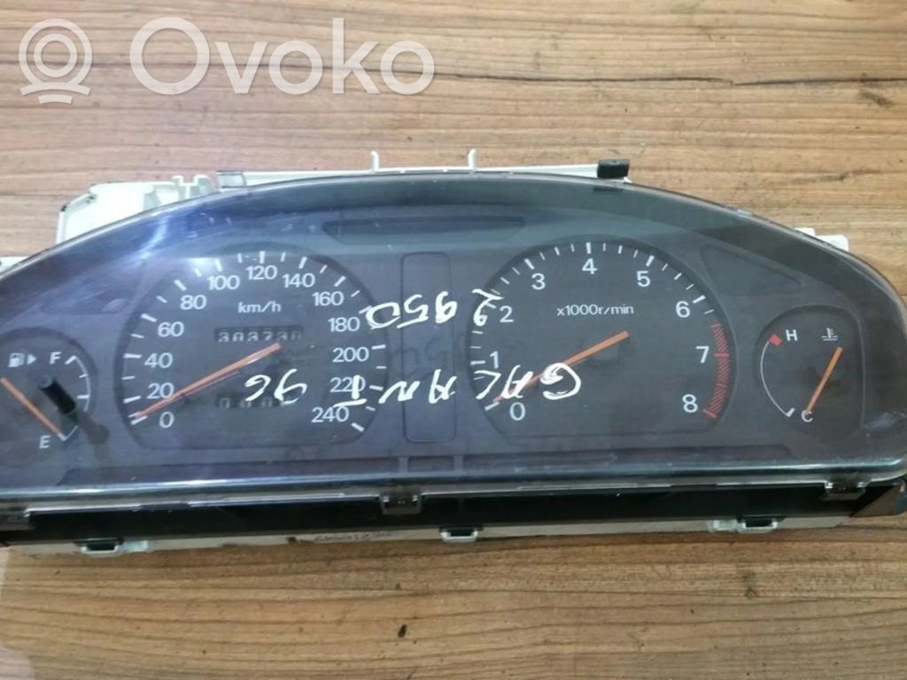 Mitsubishi Galant Speedometer (instrument cluster) 