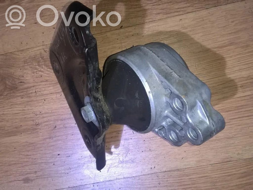 Engine mount bracket   2S616F012AD,2S616F012AD,2S616F012AD,2S616F012AD