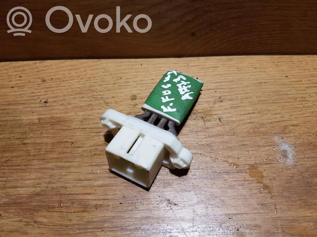 Lämpöpuhaltimen moottorin vastus