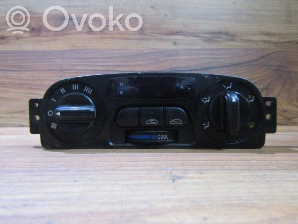 KIA Clarus Climate control unit 