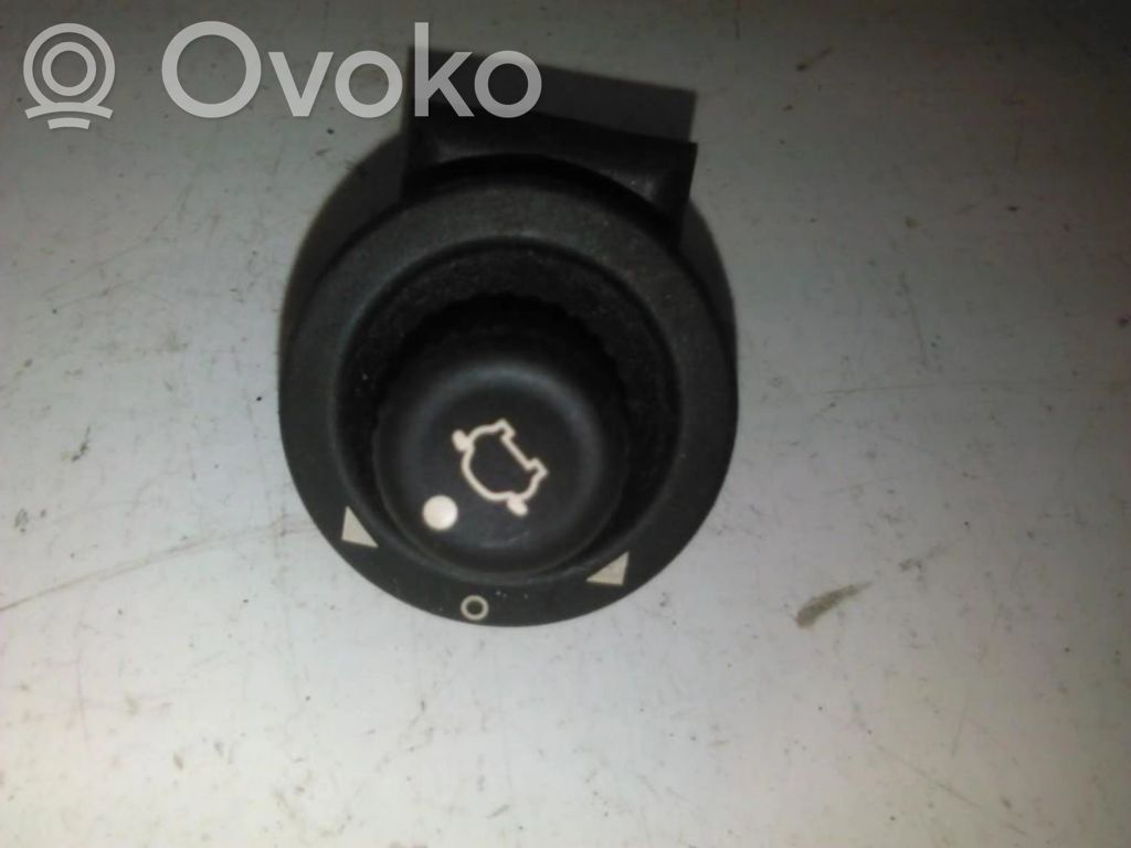 Ford Mondeo MK I Przycisk regulacji lusterek bocznych 